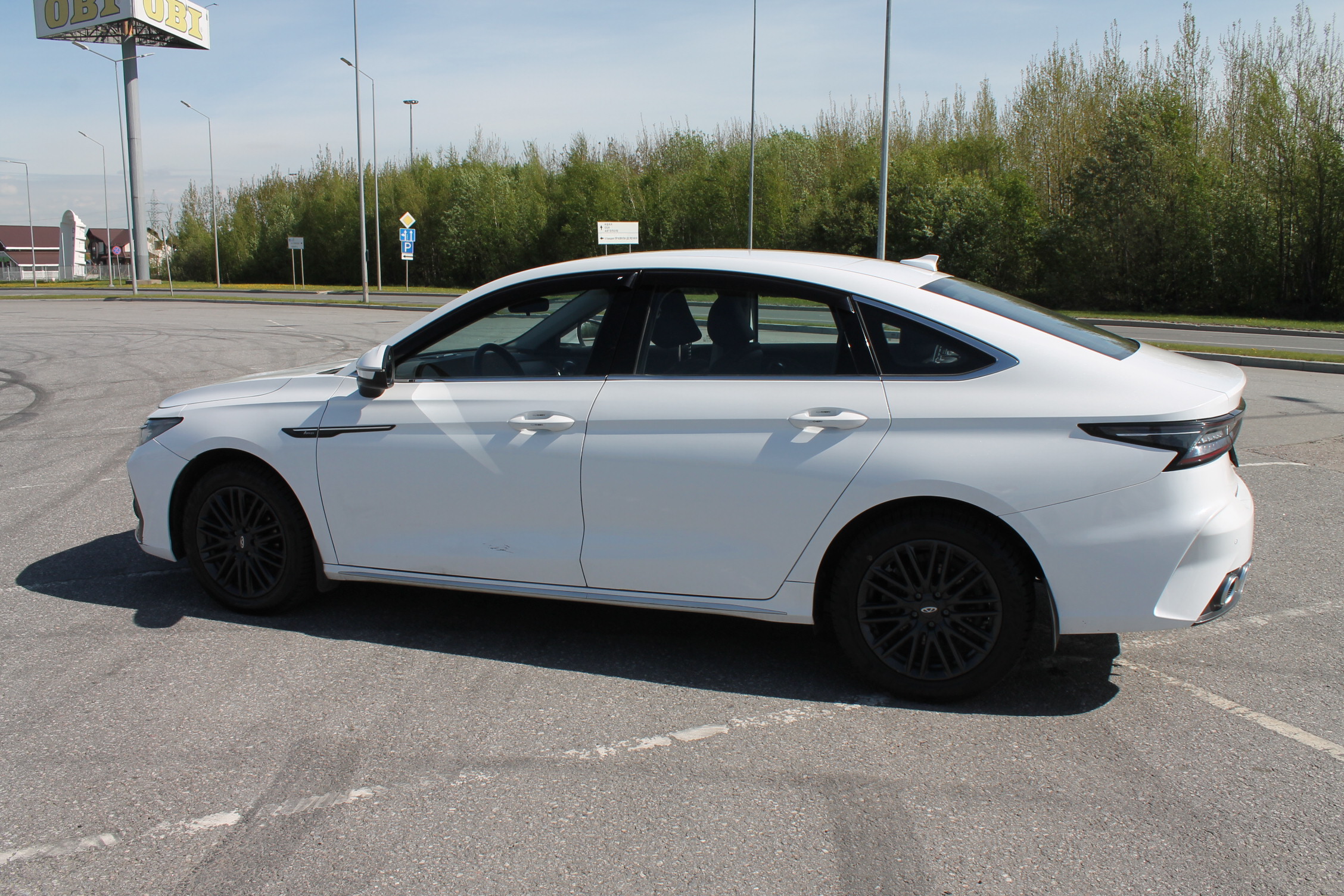 Chery Arrizo 8